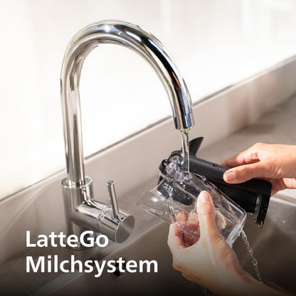 PHILIPS Kaffeevollautomat LatteGo 5400 Serie, Schwarz, 12 Spezialitäten